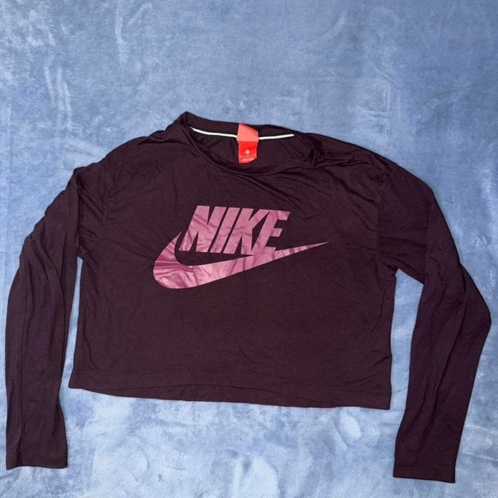 Nike burgundy long‎ sleeve crop top Size M